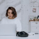 how-headphones-can-damage-your-hearing_featured_photo