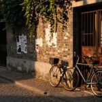 unnoticed environmental cues